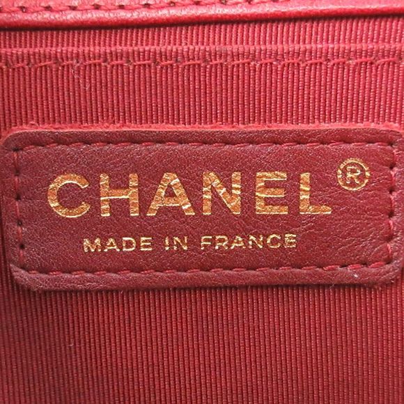 CHANEL Boy Shoulder Bag - Picture 6 of 13